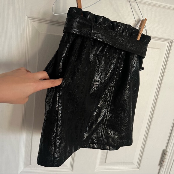 Haute Monde | Skirt Faux Leather Snake Print - Picture 3 of 8